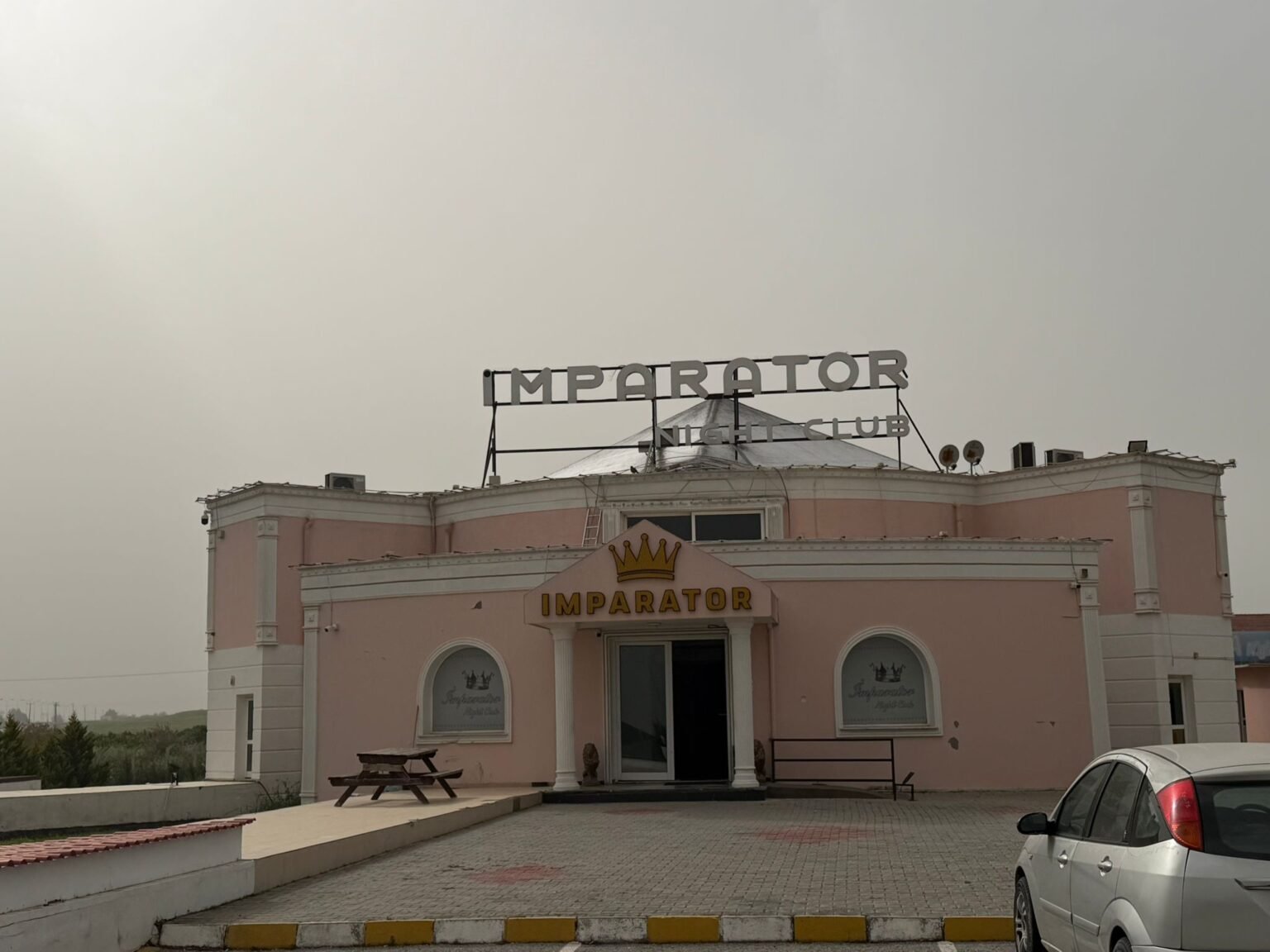 imparator night club