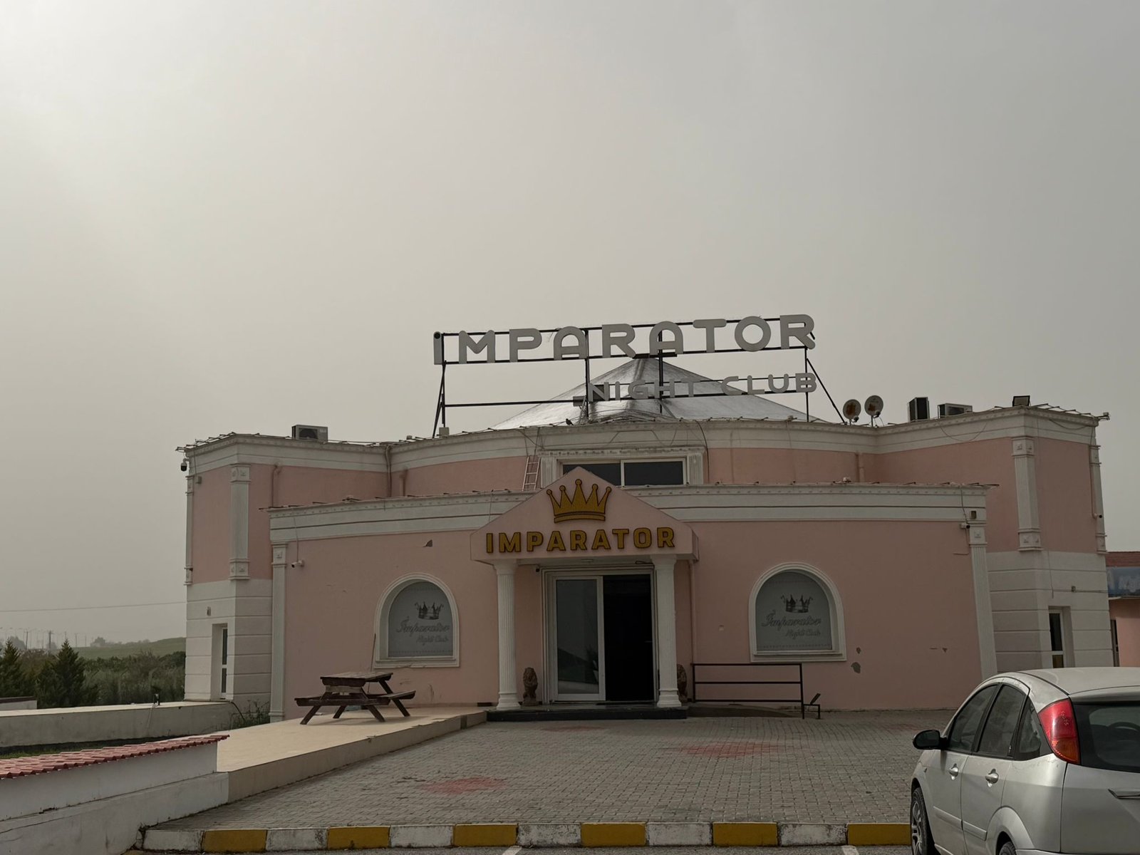 imparator night club