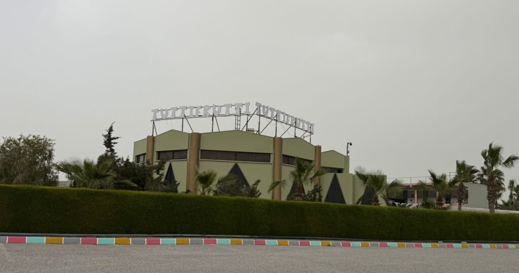 tutti frutti night club